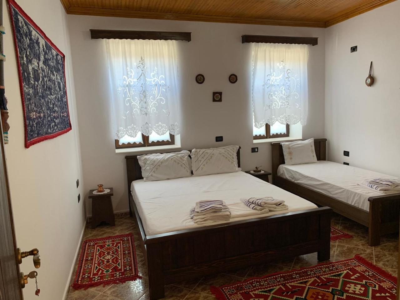 Iljesa Pensjonat Berat